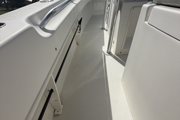 26ft Twin Vee Yacht For Sale