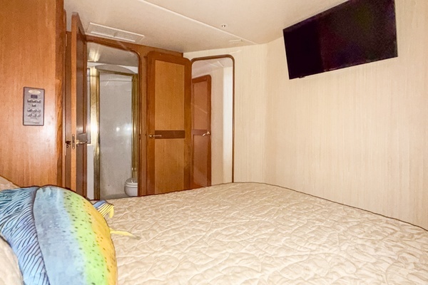 2004 Ocean Yachts 50