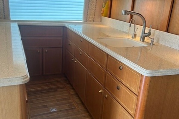 Photo of the 2004 Ocean Yachts 50 Super Sport "GOTCHA"