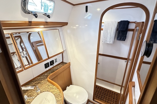 Relentless 56ft Hylas Yacht For Sale