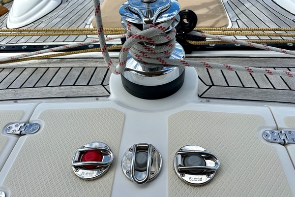 Relentless 56ft Hylas Yacht For Sale