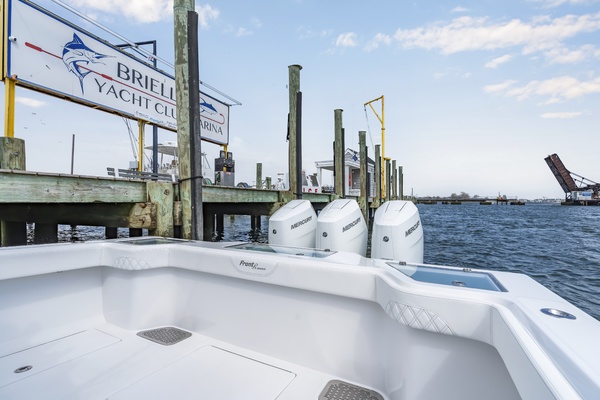 39ft Front Runner Yacht For Sale