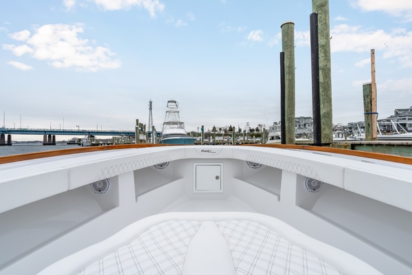 39ft Front Runner Yacht For Sale