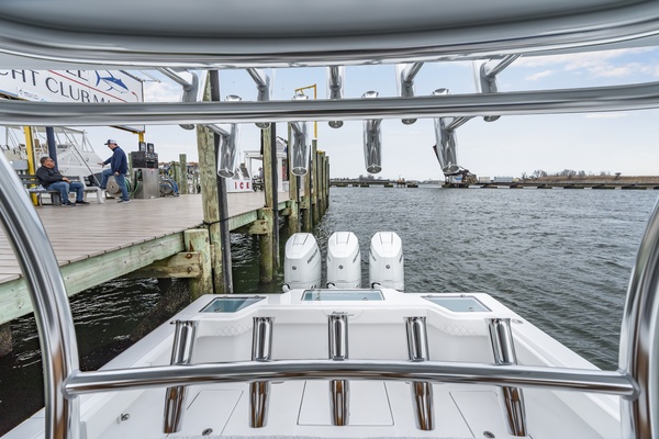 39ft Front Runner Yacht For Sale