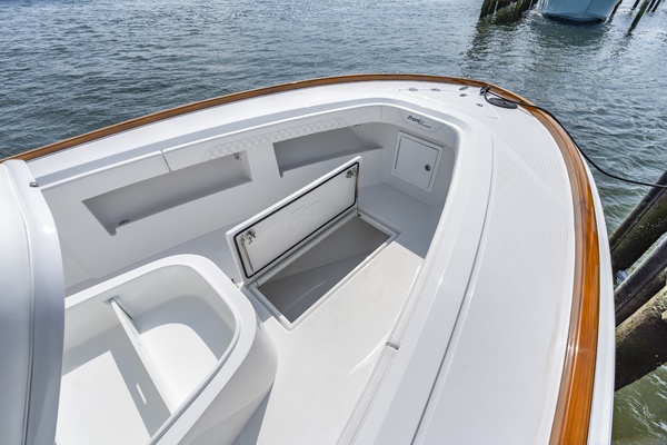 39ft Front Runner Yacht For Sale