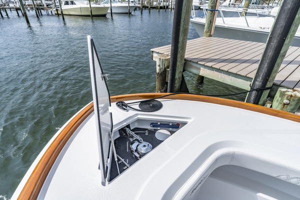39ft Front Runner Yacht For Sale