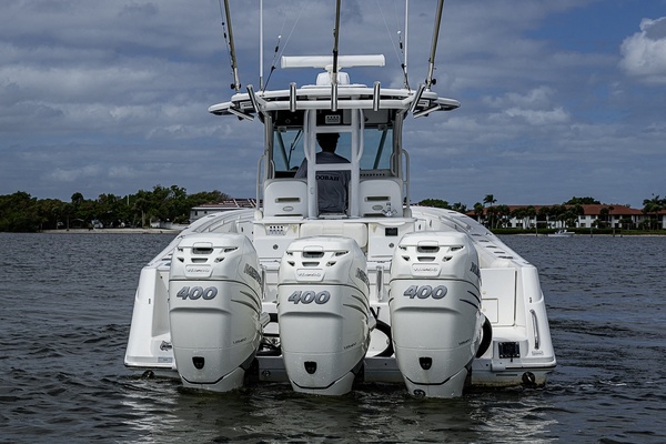 HEY MAN Repowered 2022 3 x 400hp Merc  w Joystick 35ft Everglades Yacht For Sale