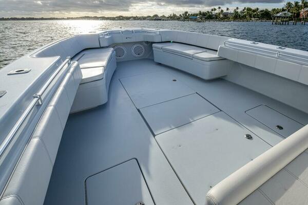 44ft Contender Yacht For Sale