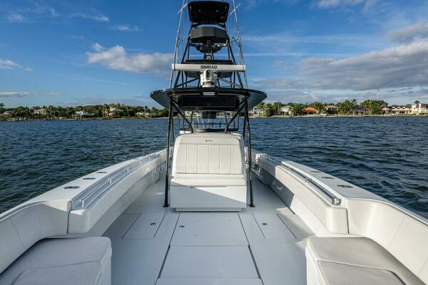 44ft Contender Yacht For Sale