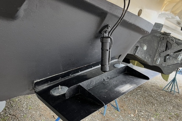 2005 Cruisers Yachts 40