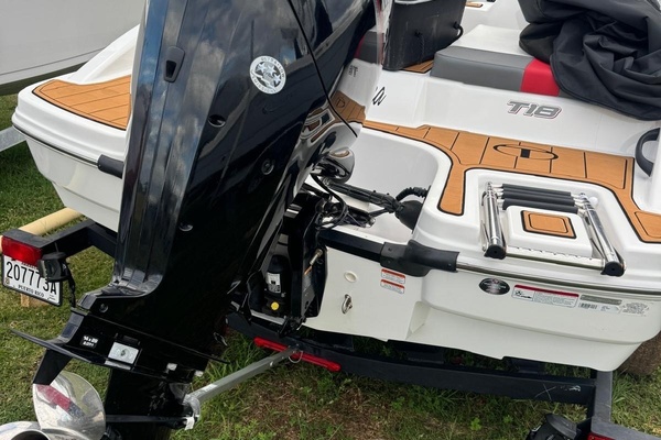 18ft Tahoe Yacht For Sale