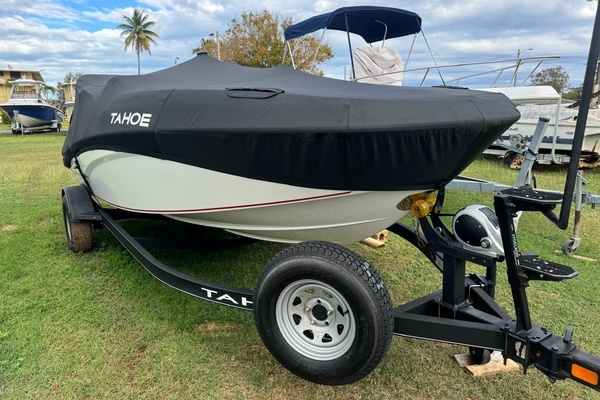 18ft Tahoe Yacht For Sale