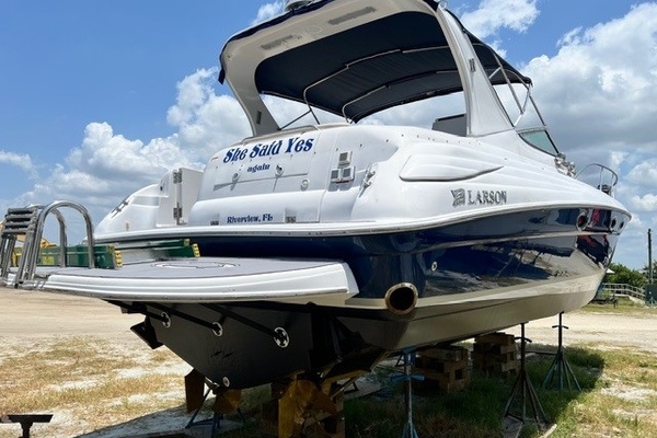 She Said Yes 37ft Larson Yacht For Sale