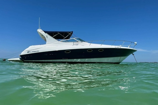 37-ft-Larson-2006-370 Cabrio-She Said Yes Apollo Beach Florida United States  yacht for sale