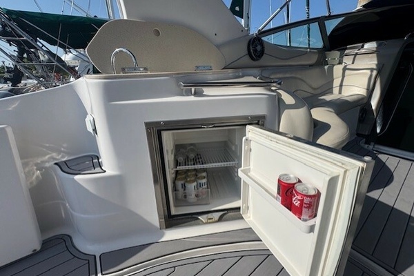 She Said Yes 37ft Larson Yacht For Sale