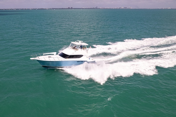 2000 Hatteras 50