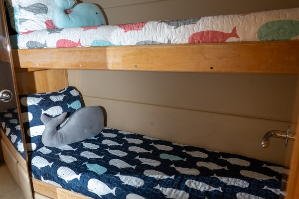 ONE LIFE 50ft Hatteras Yacht For Sale