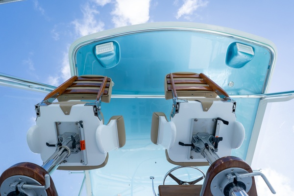 ONE LIFE 50ft Hatteras Yacht For Sale