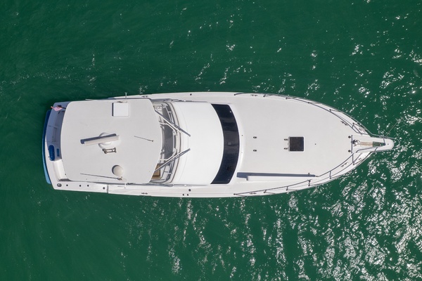 ONE LIFE 50ft Hatteras Yacht For Sale