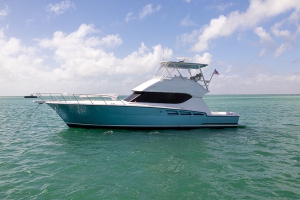 50-ft-Hatteras-2000-50 Convertible-ONE LIFE-Miami Florida United States yacht for sale