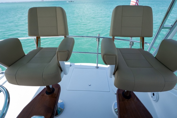 ONE LIFE 50ft Hatteras Yacht For Sale