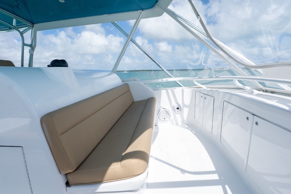 ONE LIFE 50ft Hatteras Yacht For Sale