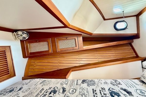 Shannon Custom Downeast 36 Yacht For Sale
