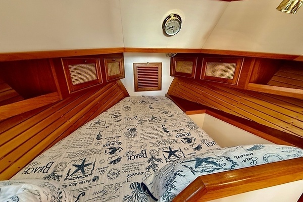 Shannon Custom Downeast 36 Yacht For Sale