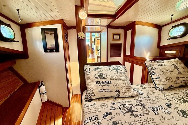 Shannon Custom Downeast 36 Yacht For Sale