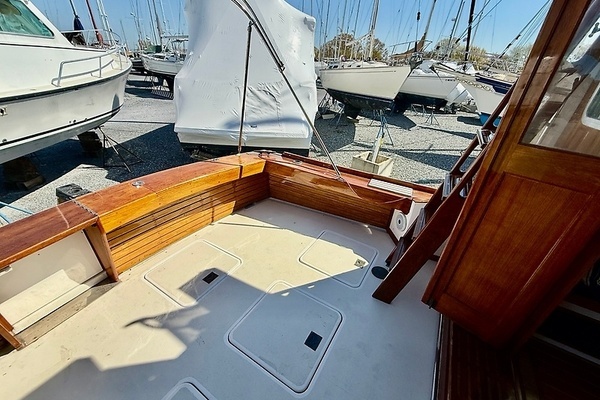 Shannon Custom Downeast 36 Yacht For Sale