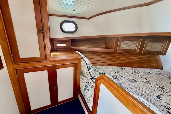 Shannon Custom Downeast 36 Yacht For Sale