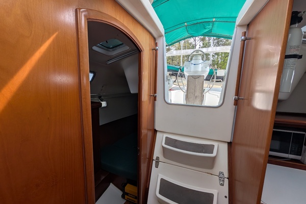 Hakuna Matata 33ft Beneteau Yacht For Sale