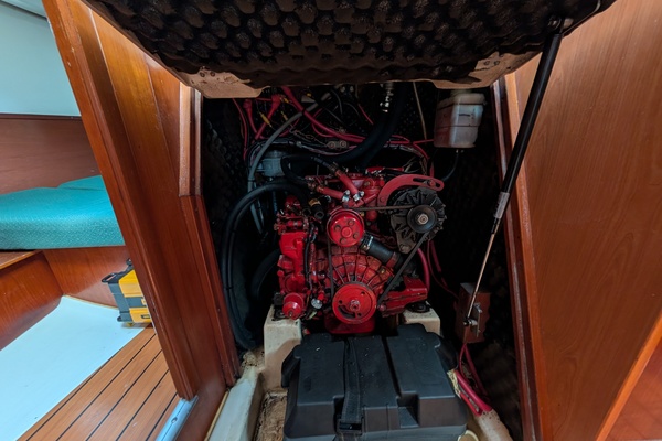 Hakuna Matata 33ft Beneteau Yacht For Sale