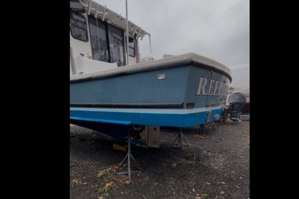 REEL EASY 35ft Eastern Yacht For Sale