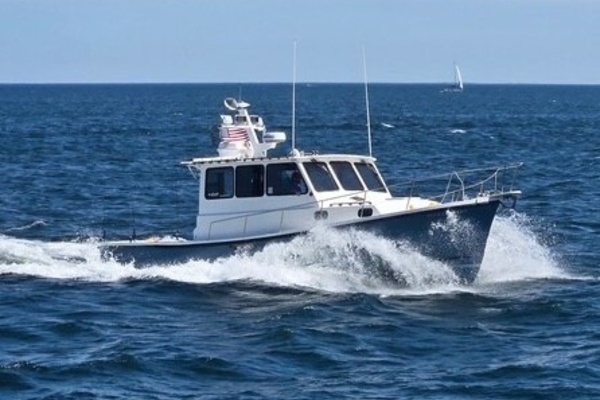 REEL EASY 35ft Eastern Yacht For Sale