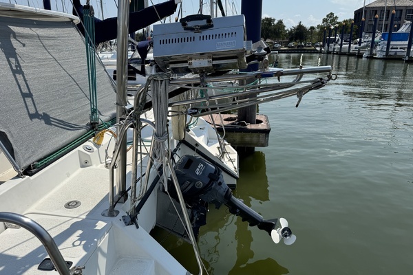 Photo of the 1997 Gemini 105M "Miss Beautiful"