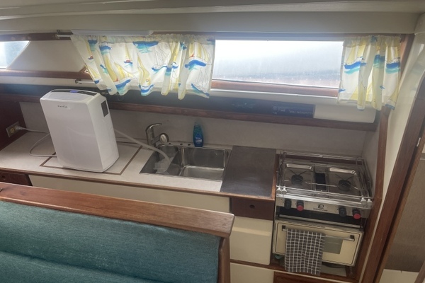 Miss Beautiful 34ft Gemini Yacht For Sale