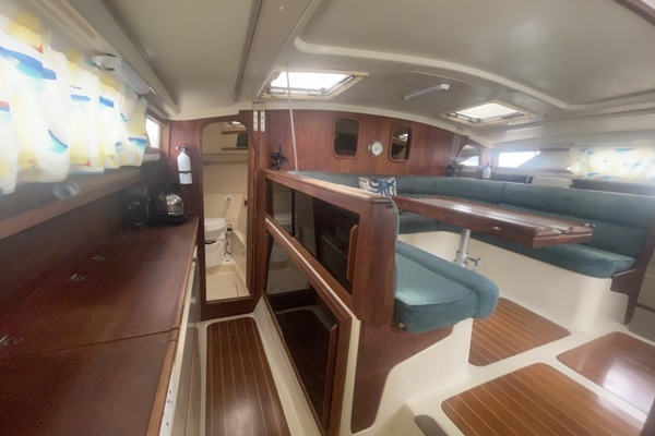 Miss Beautiful 34ft Gemini Yacht For Sale