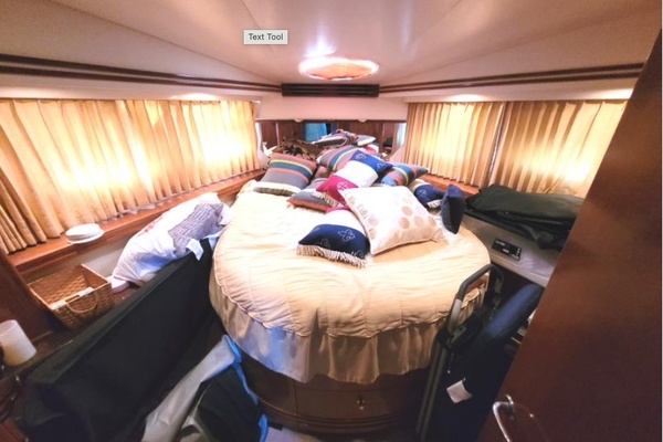 59ft Carver Yacht For Sale