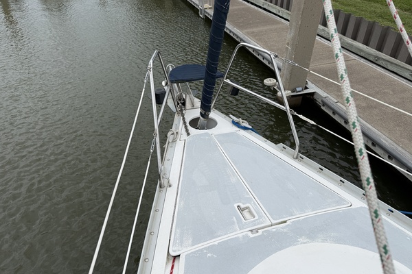 Grateful Too 40ft Hunter Yacht For Sale
