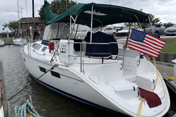 Grateful Too 40ft Hunter Yacht For Sale