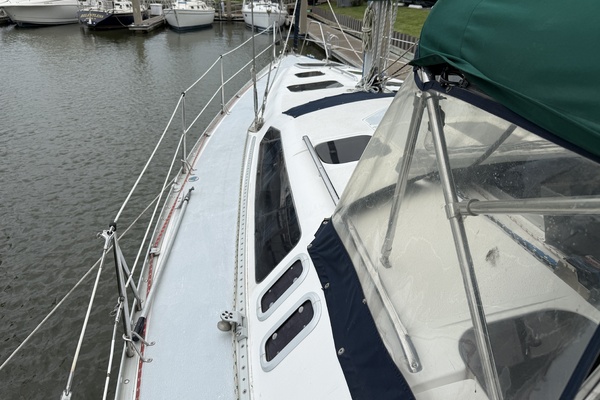 Grateful Too 40ft Hunter Yacht For Sale