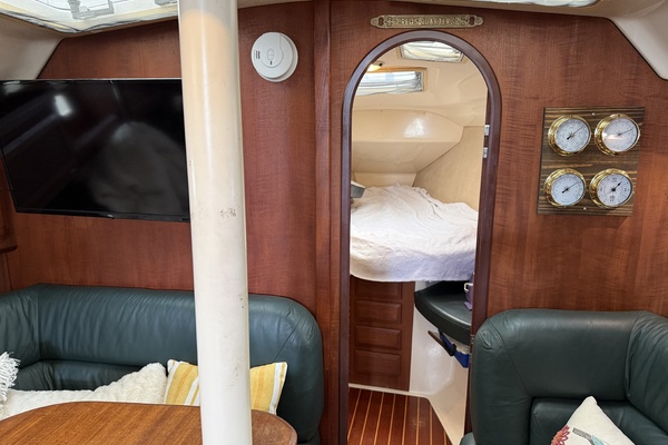 Grateful Too 40ft Hunter Yacht For Sale