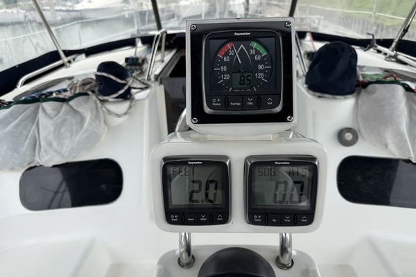 Grateful Too 40ft Hunter Yacht For Sale