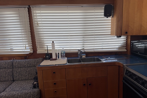 TRES DIAS III 36ft Sabreline Yacht For Sale