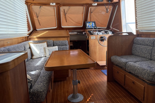 TRES DIAS III 36ft Sabreline Yacht For Sale