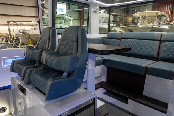 Stock 20 37ft Axopar Yacht For Sale