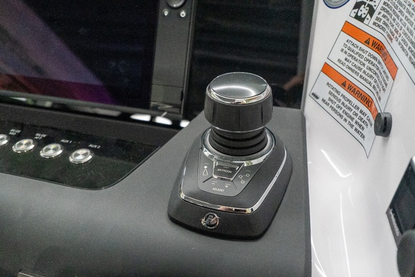 Stock 20 37ft Axopar Yacht For Sale