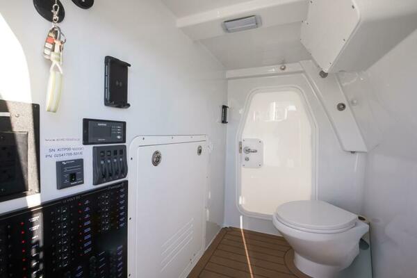 43ft Freeman Yacht For Sale