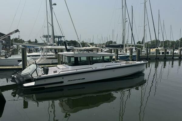 Stock 9 37ft Axopar Yacht For Sale